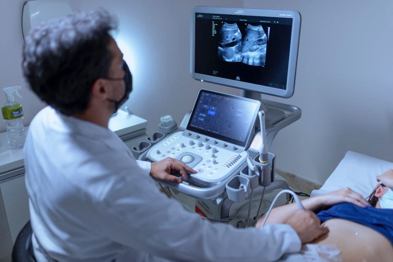 Cardiography (2D Echo) & ECG